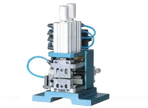 Vertical Pneumatisk Trådavisoleringsmaskin WPM-4F - Flerledare Avisolering & Tvinning