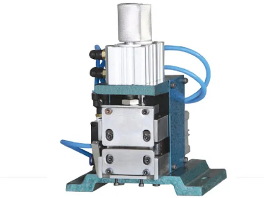 Vertical Trådavisoleringsmaskin WPM-3F - Flerledare Avisolering & Tvinning